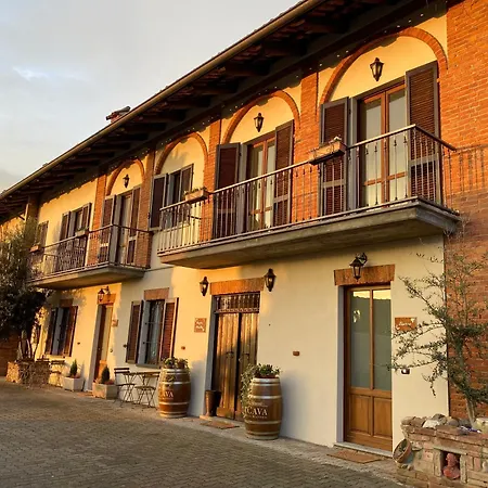 Tenuta Agricola La Cava- Cantina E San Damiano dʼAsti